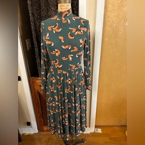 Modcloth stretch jersey mock neck green and orange fox print dress size small